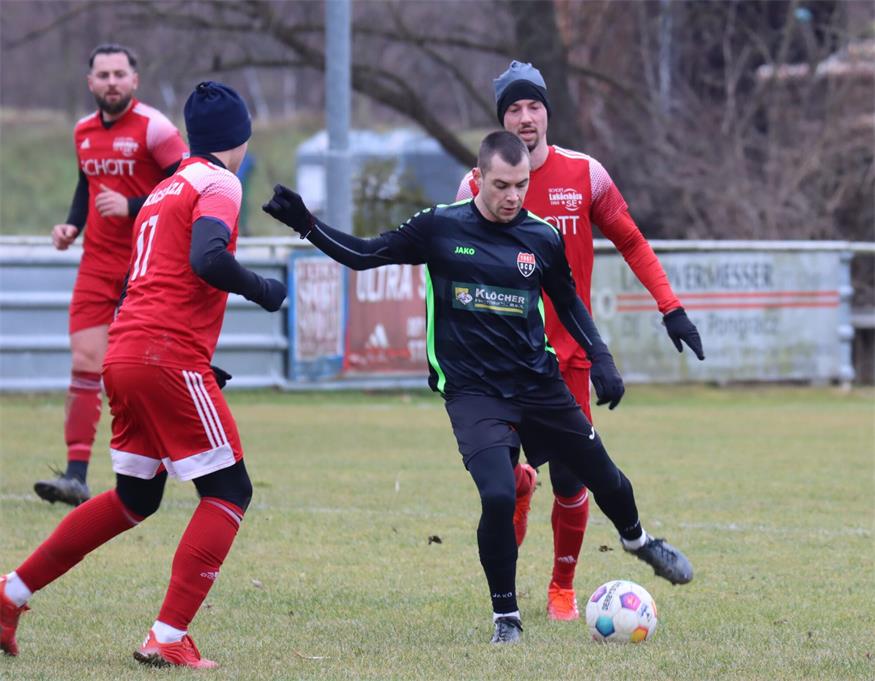 Tomo Kotnik glänzte beim 8:4-Sieg gegen Schott Lukacshaza als Spielmacher.