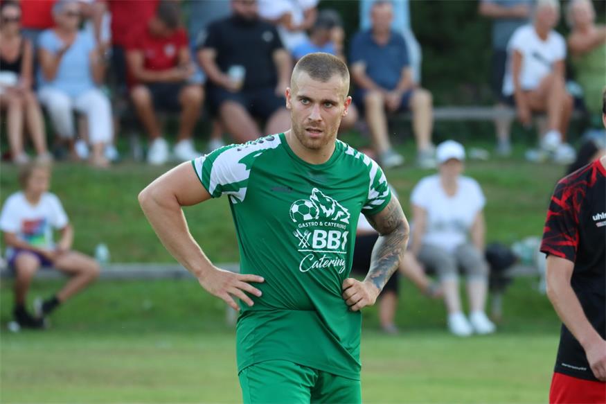 Top! Antoni Prizmic schaffte mit seinem neuen Klub gleich einen Sieg gegen Hannersdorf.