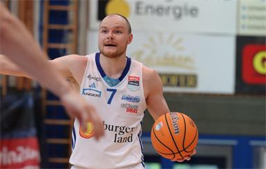 Top! So präsentieren sich Basti Käferle und Co. am Sonntag, holten in Traiskirchen einen wichtigen Halbfinal-Sieg.