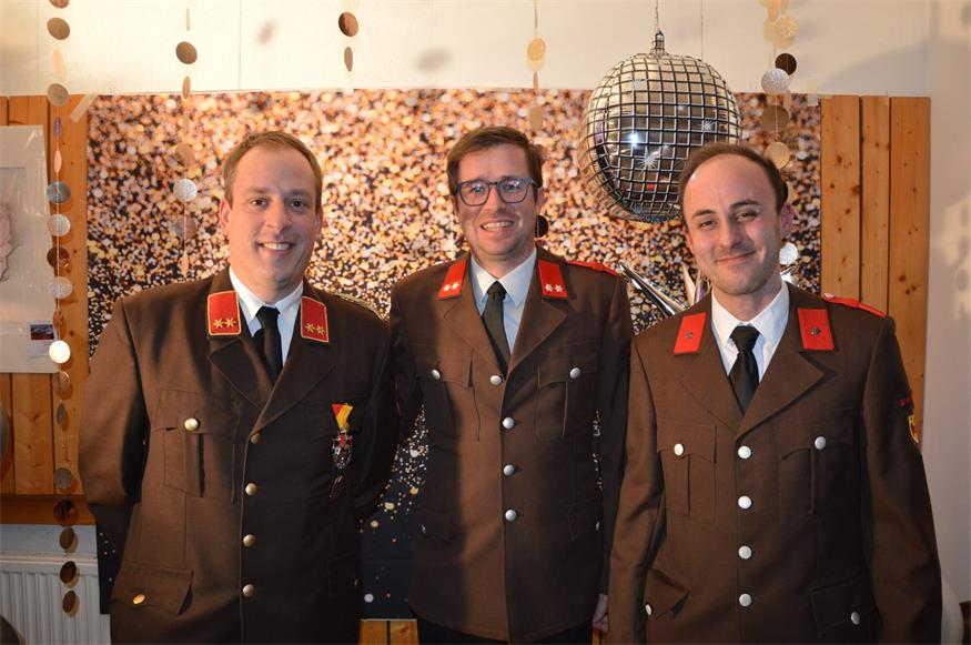 Großhöflein tanzte mit dem Musikverein zum Start der Ballsaison 2025