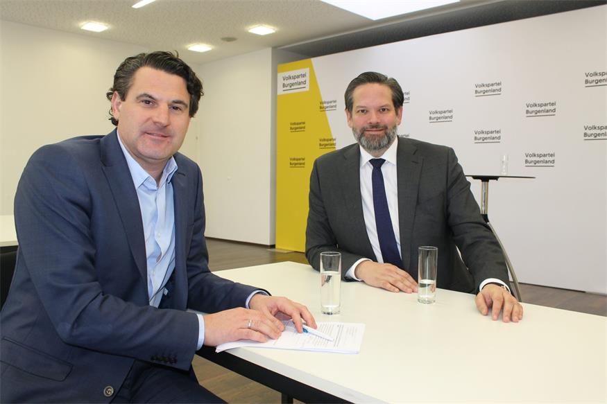 Treffen in Eisenstadt. ÖVP-Landesparteiobmann Christoph Zarits und Europa-Parlamentarier Lukas Mandl (v.l.).