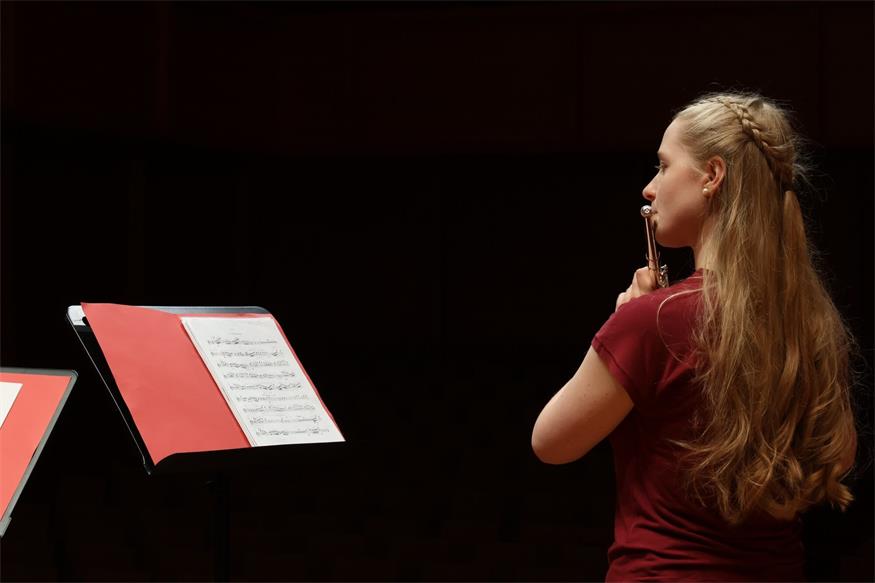 4 Jenő-Takács-Stipendien an herausragende junge Musiker:innen vergeben