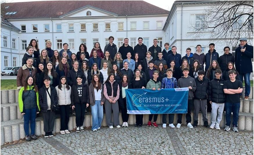 Um den europäischen Gedanken des Miteinanders zu fördern, engagiert sich die Schule im Rahmen von Erasmus+ seit Jahren.