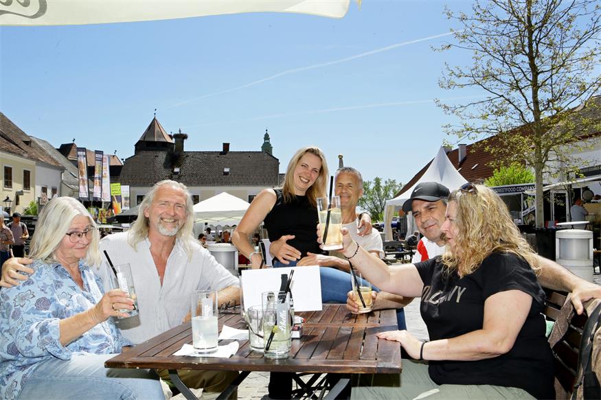 Uschi Fischer, Christian Fischer, Markus Storn, Elvira Dvorak, Markus und Manuela Lüftner. 
