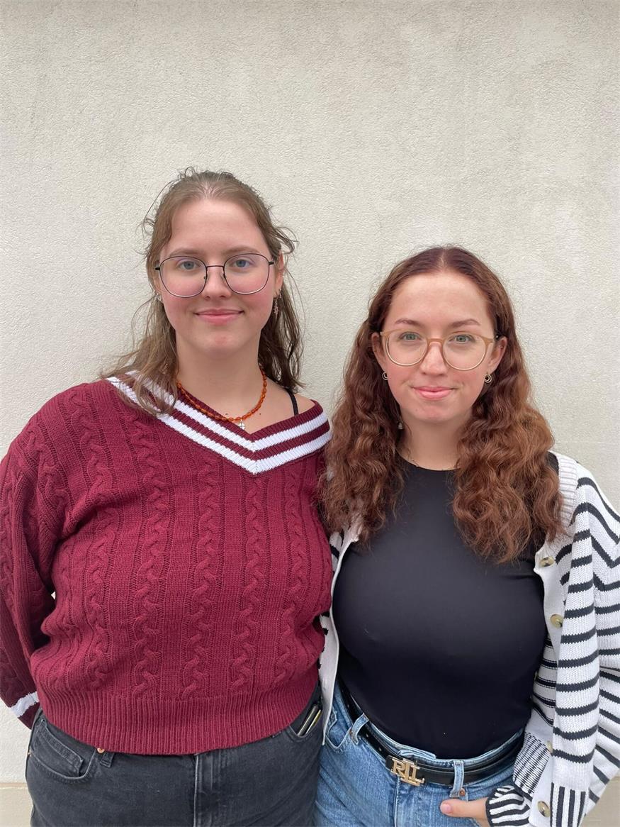 Vanessa Wieder, Landesvorsitzende der SJ, und Magdalena Riegler, die neue Landessekretärin der SJ.