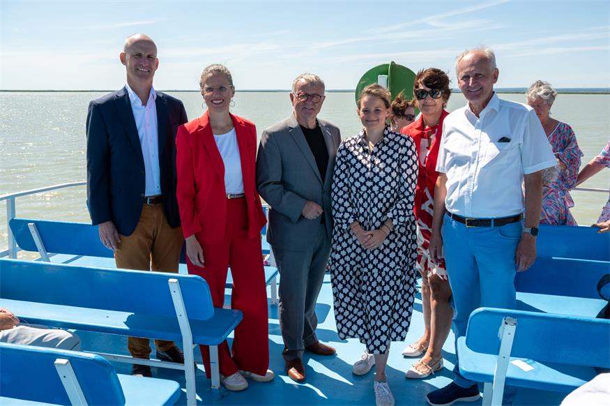 Veranstaltung  „Welterbe Ahoi“ mit Landesamtsdirektor Ronald Reiter, Landeshauptmann-Stellvertreterin Anja Haider-Wallner,  Landeshauptmann a.D. Hans Niessl, Welterbemanagerin (AUT) Lina Jires-Karner,  Welterbemanagerin (HUN) Csilla Süto und Obmann des Welterbevereins Bürgermeister Erwin Preiner 