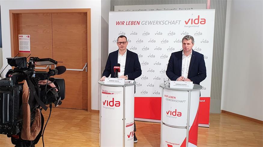 Vida-Landesvorsitzender Berend Tusch und der Vida-Fachbereichsvorsitzender für Gesundheit, Gerald Mjka, warnen vor Kürzungen im Gesundheitssystem.
