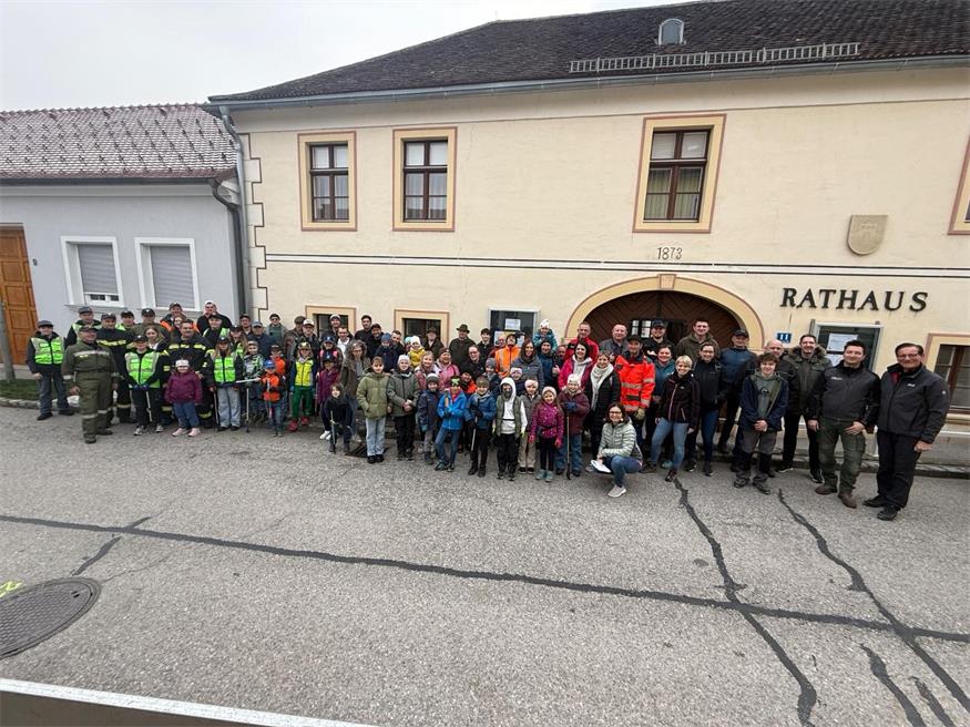 Viele Marzer halfen am Samstag, 21. März, bei der Flurreinigung mit.