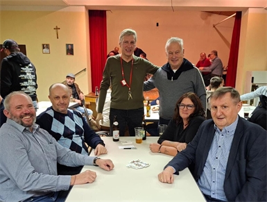 Viktor Kirisits, Mario Sagmeister, Peter Zsifkovits, Robert Zsifkovits, Sandra Kirisits und Johann Zsifkovits hatten Spaß.