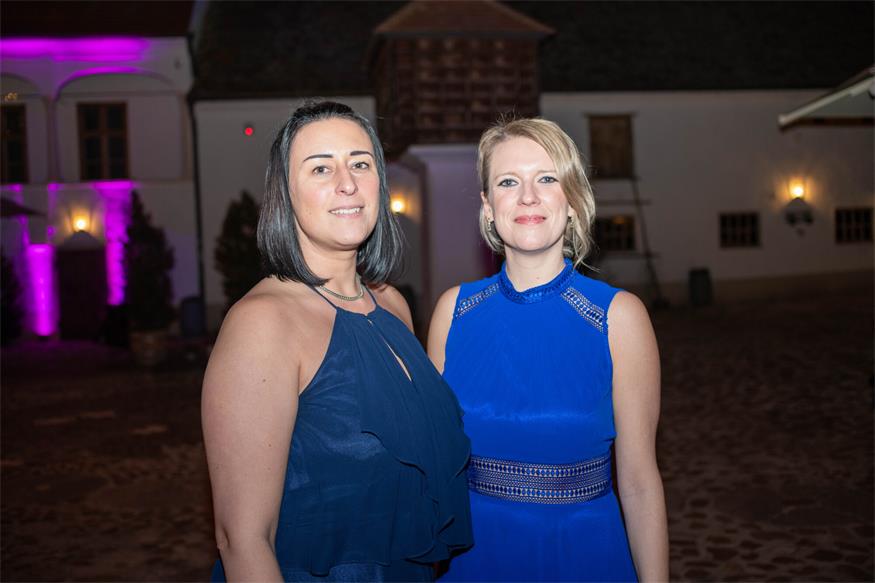 Feiern, weil die Feuerwehr kommt: Florianiball im Csello Oslip