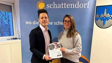 Vizebürgermeister Thomas Plank mit Referentin Victoria Grasl.