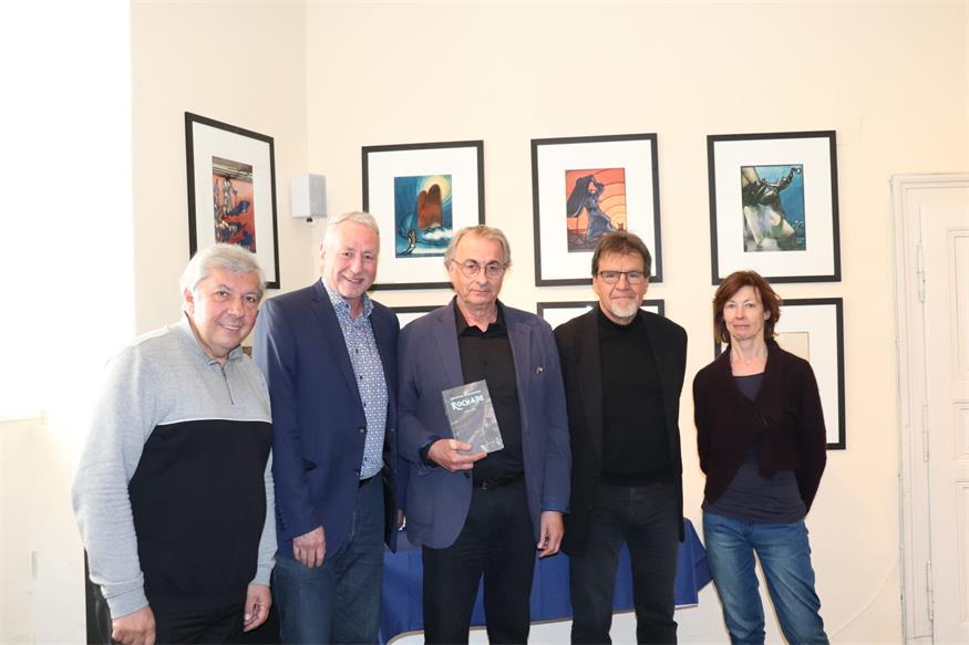 V.l.: Richard Mikats, Präsident der Lyrikfreunde Burgenland, Universitäts-Professor Gerhard Langer, Vorstand des Judaistik-Instituts der Uni Wien, Autor Reinhard Tötschinger, Ferdinand Wolf vom Hornsteiner Verein "Initiative Kommunaler Dialog" und Barbara Fränzen. Im Hintergrund ist übrigens - passend zum Pessach-Fest - der Mose-Zyklus über die Befreiung des jüdischen Volkes aus der ägyptischen Gefangenschaft zu sehen. 