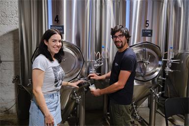 Von 20. bis 21. Juni wird in Deutsch Jahrndorfdas Brauereifest in der Roth & Westwind Brauerei gefeiert..