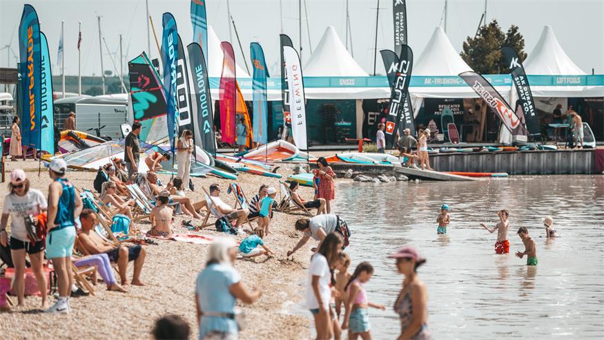Von 30. April bis 3. Mai wird in Neusiedl am See mit dem Kia Beach and Surf Fest die Eröffnung der Sommersaison gefeiert. 