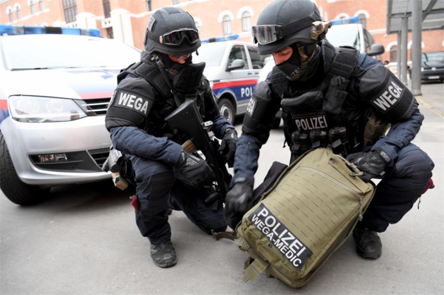 WEGA-Polizist mit Spezialausbildung versorgte Verletzten (Symbolbild)