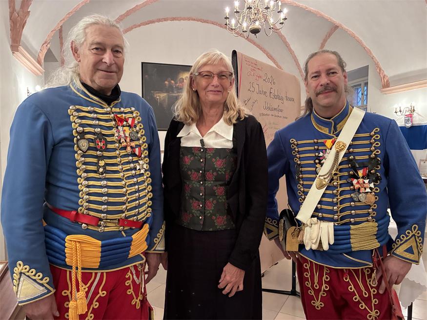 Walter Greisinger, Renate Perker und Erich Greisinger freuten sich schon sehr auf den Jubiläumsfestakt.