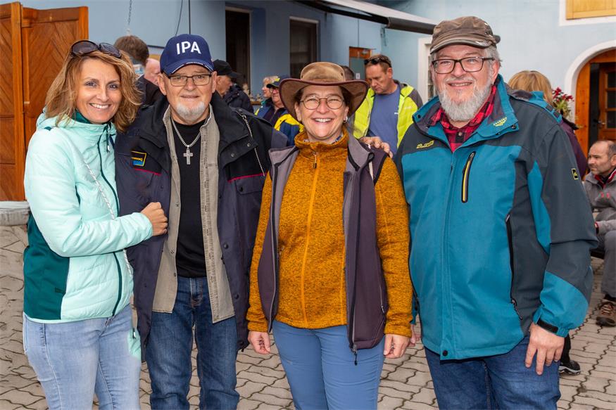 Auf Schienen und Rädern: Wandertag mit Tuk-Tuk-Treffen