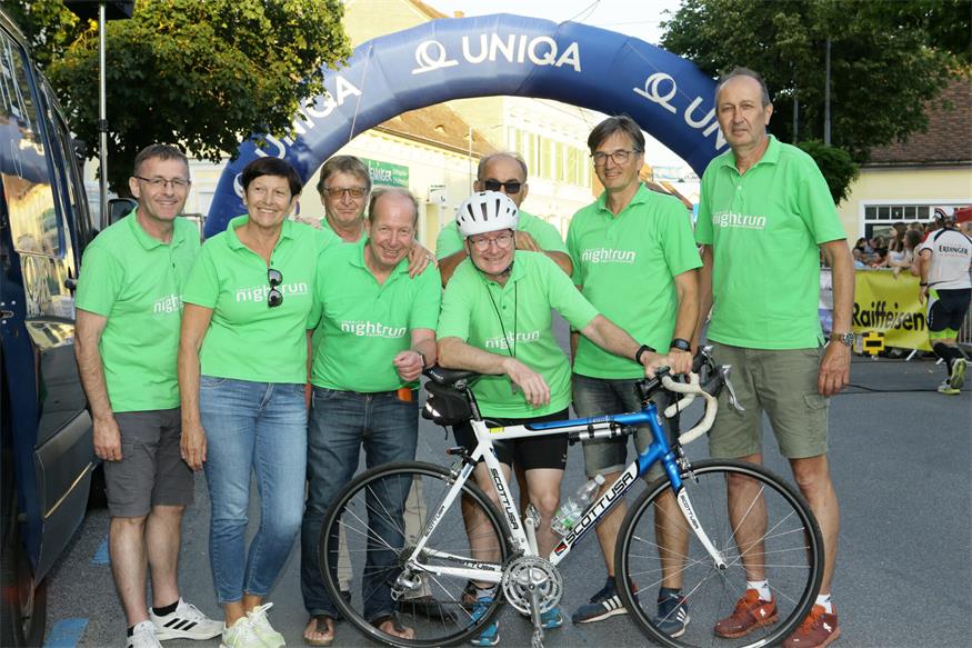 Charity NightRun, oder: Lauffest trifft Straßenfest