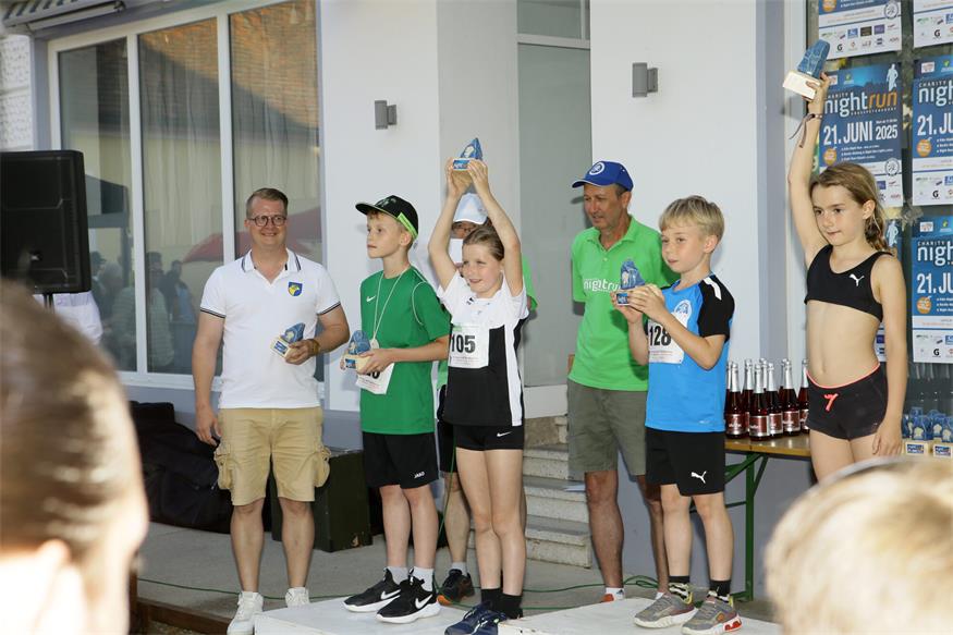 Charity NightRun, oder: Lauffest trifft Straßenfest