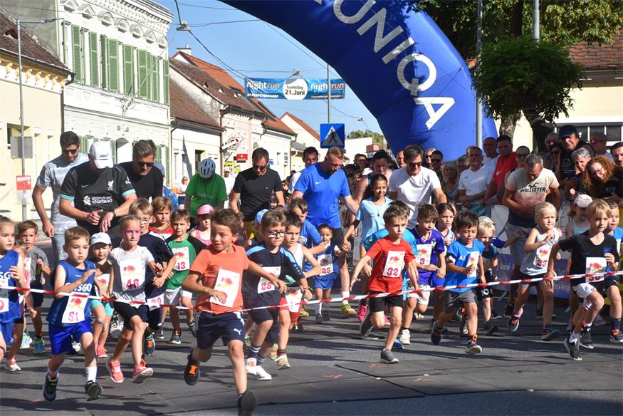 Charity NightRun, oder: Lauffest trifft Straßenfest