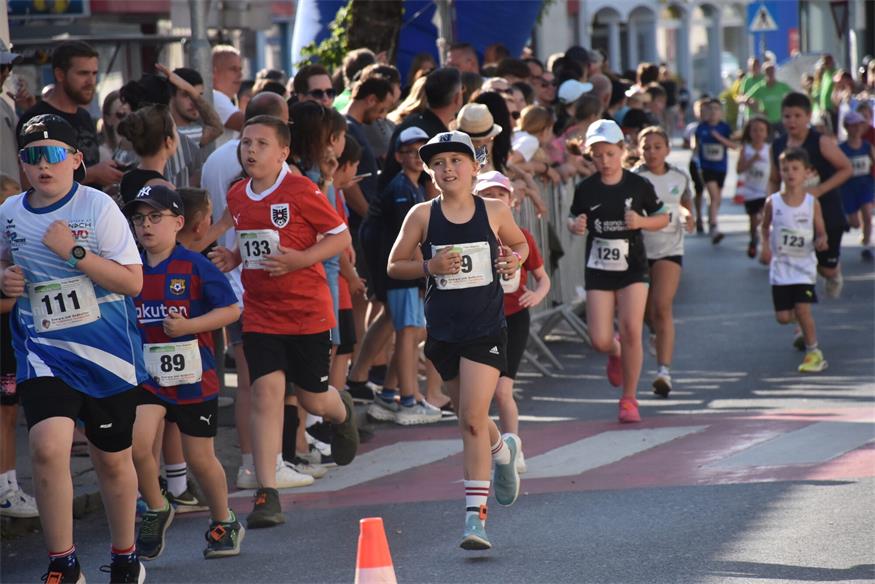 Charity NightRun, oder: Lauffest trifft Straßenfest