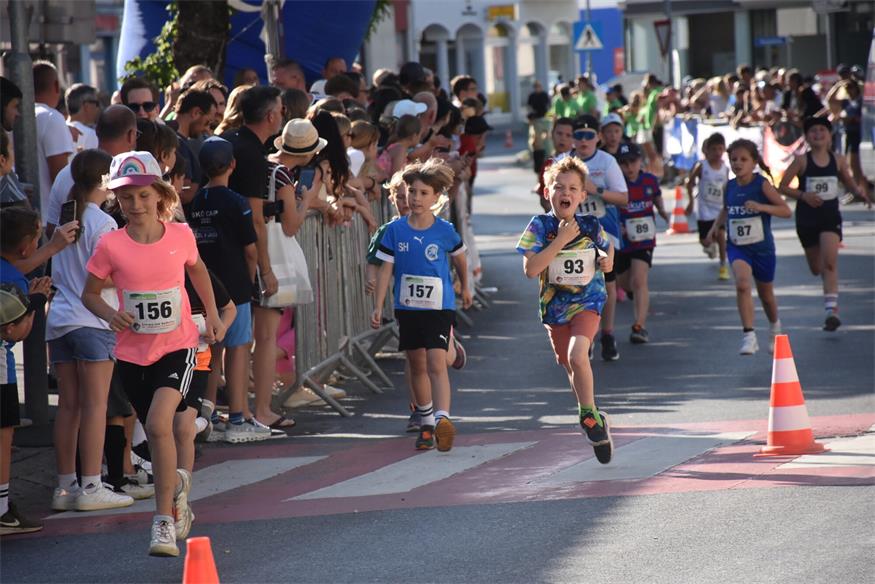 Charity NightRun, oder: Lauffest trifft Straßenfest