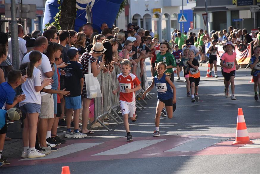 Charity NightRun, oder: Lauffest trifft Straßenfest