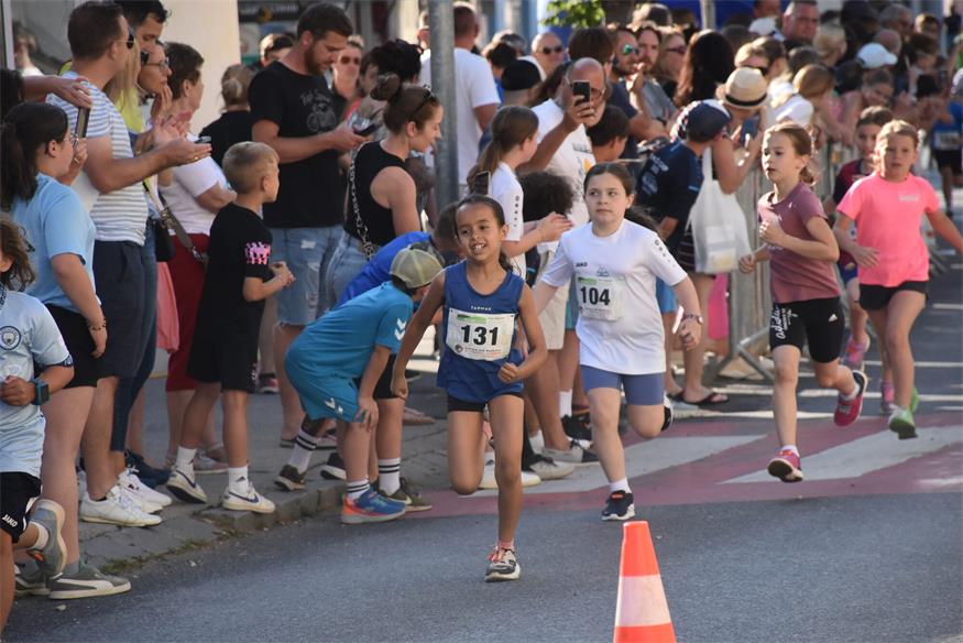 Charity NightRun, oder: Lauffest trifft Straßenfest
