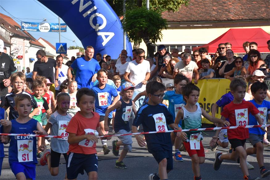Charity NightRun, oder: Lauffest trifft Straßenfest