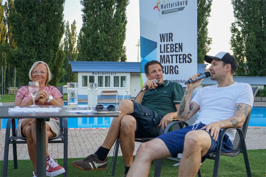 „Redsölich“: Mattersburger Stadtgespräche im Freibad