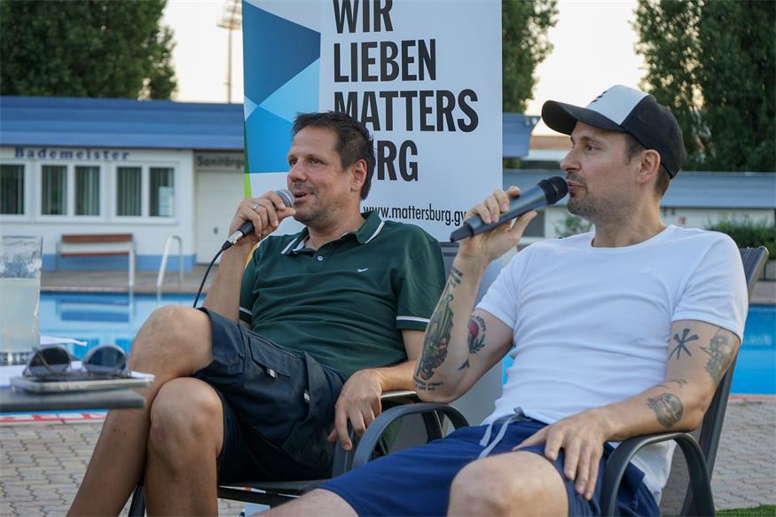 „Redsölich“: Mattersburger Stadtgespräche im Freibad