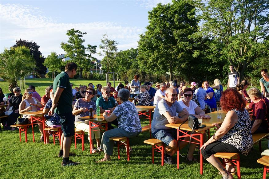 „Redsölich“: Mattersburger Stadtgespräche im Freibad