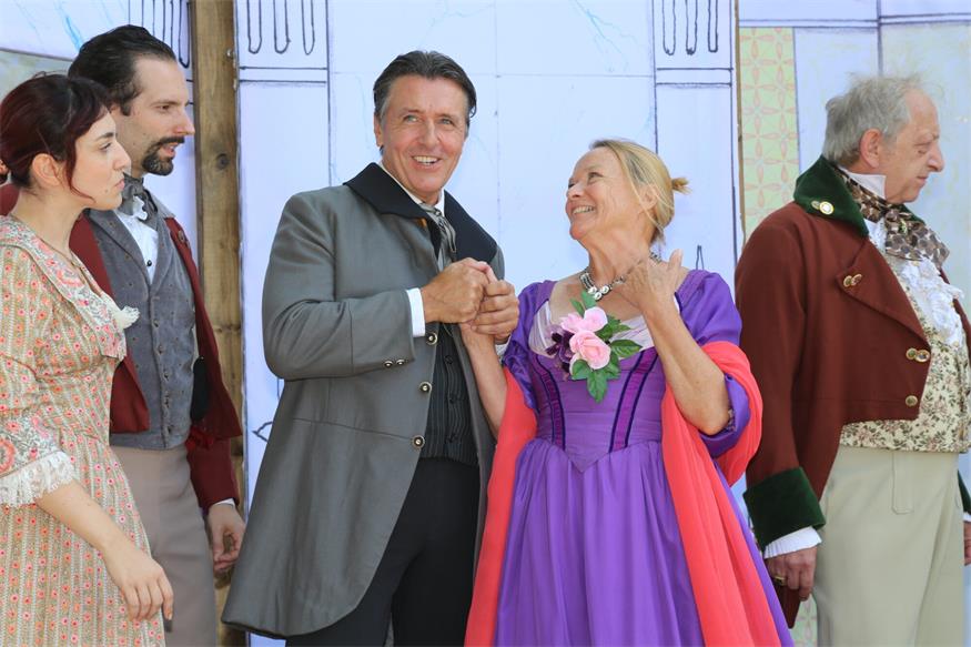 Nestroy unter freiem Himmel: Theater Sommer Parndorf gibt Vorgeschmack
