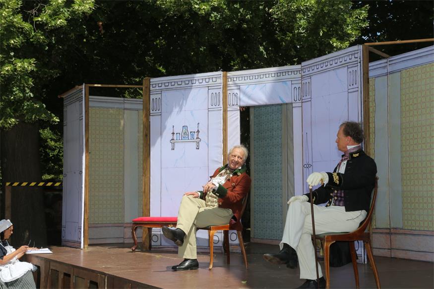 Nestroy unter freiem Himmel: Theater Sommer Parndorf gibt Vorgeschmack