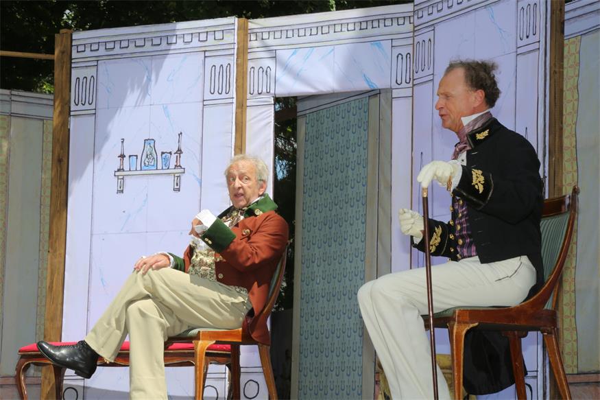 Nestroy unter freiem Himmel: Theater Sommer Parndorf gibt Vorgeschmack