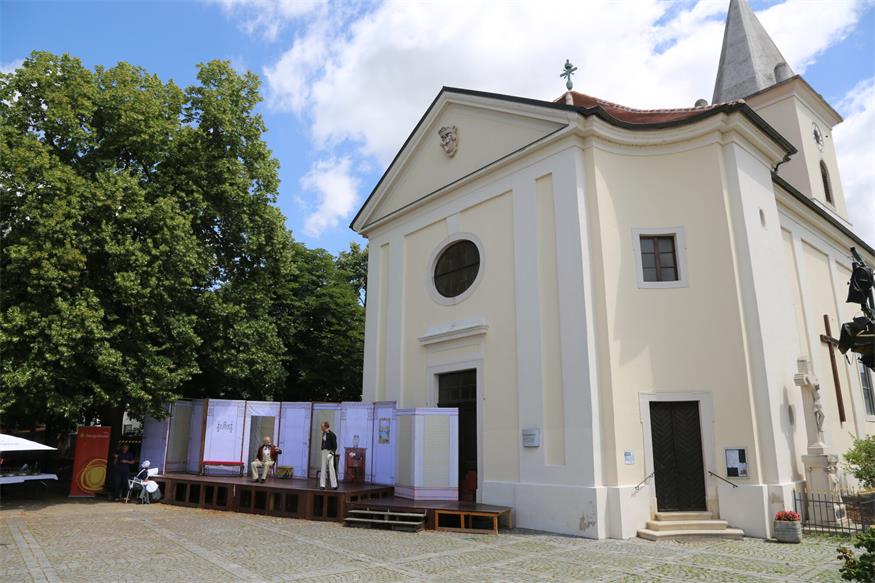 Nestroy unter freiem Himmel: Theater Sommer Parndorf gibt Vorgeschmack