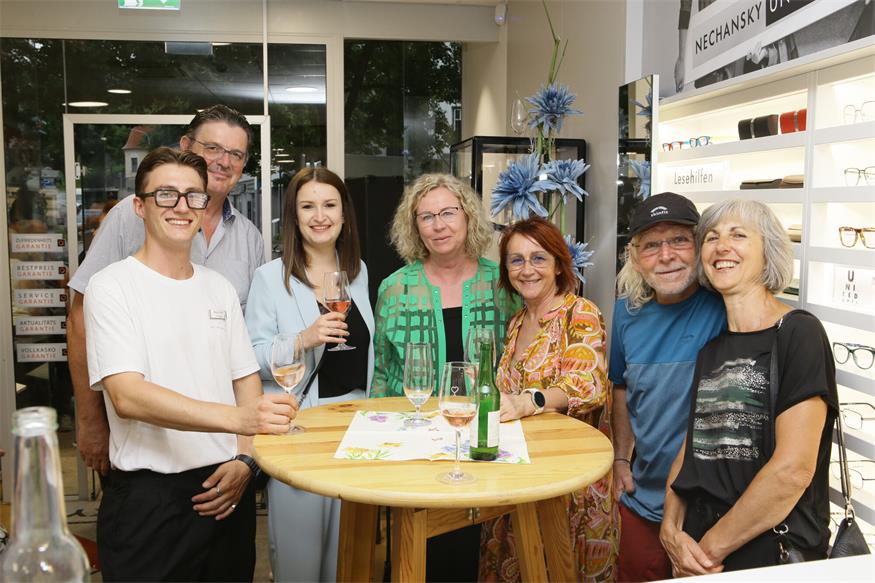 Optiker Nechansky lud zur Eröffnungsfeier des neuen Standortes