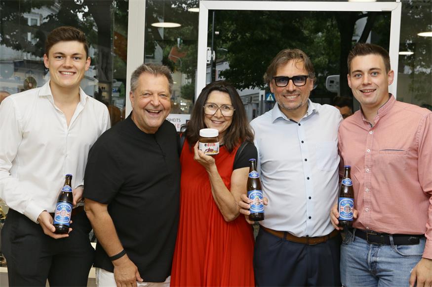 Optiker Nechansky lud zur Eröffnungsfeier des neuen Standortes