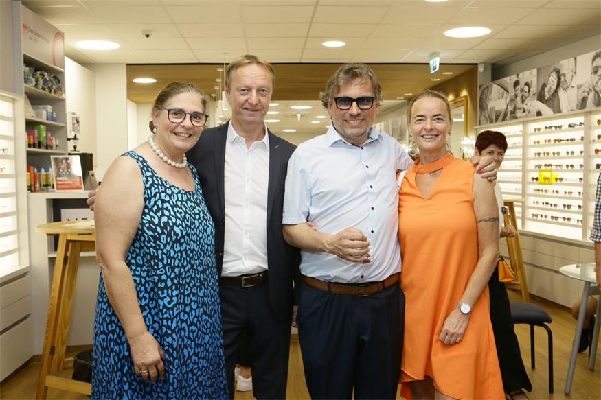 Optiker Nechansky lud zur Eröffnungsfeier des neuen Standortes