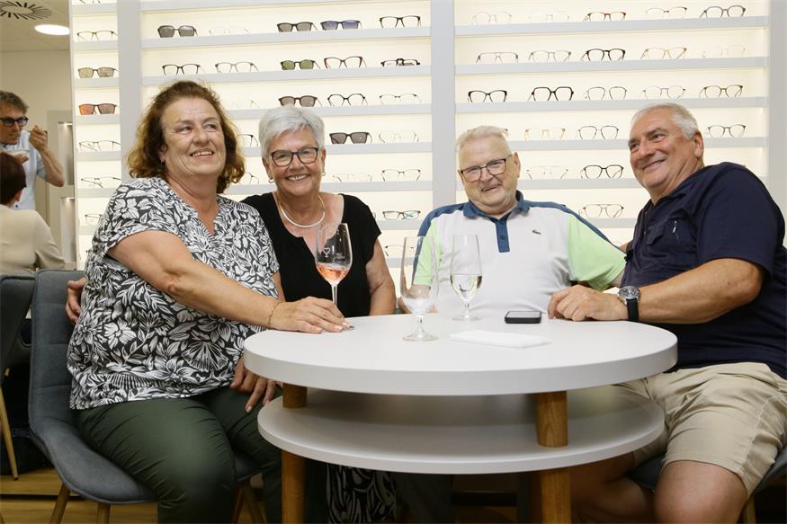 Optiker Nechansky lud zur Eröffnungsfeier des neuen Standortes