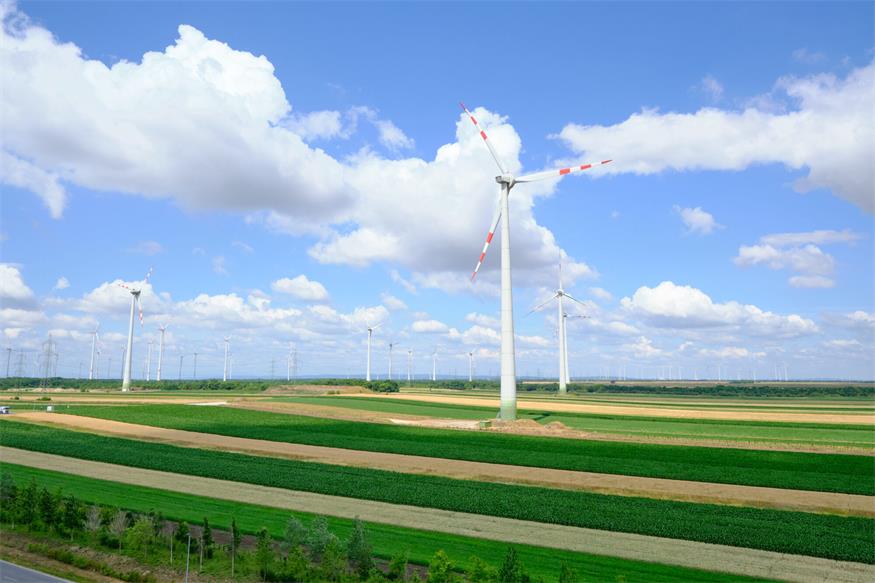 Zurndorf: XXXLutz präsentiert Europas zweitgrößte Dach-PV-Anlage
