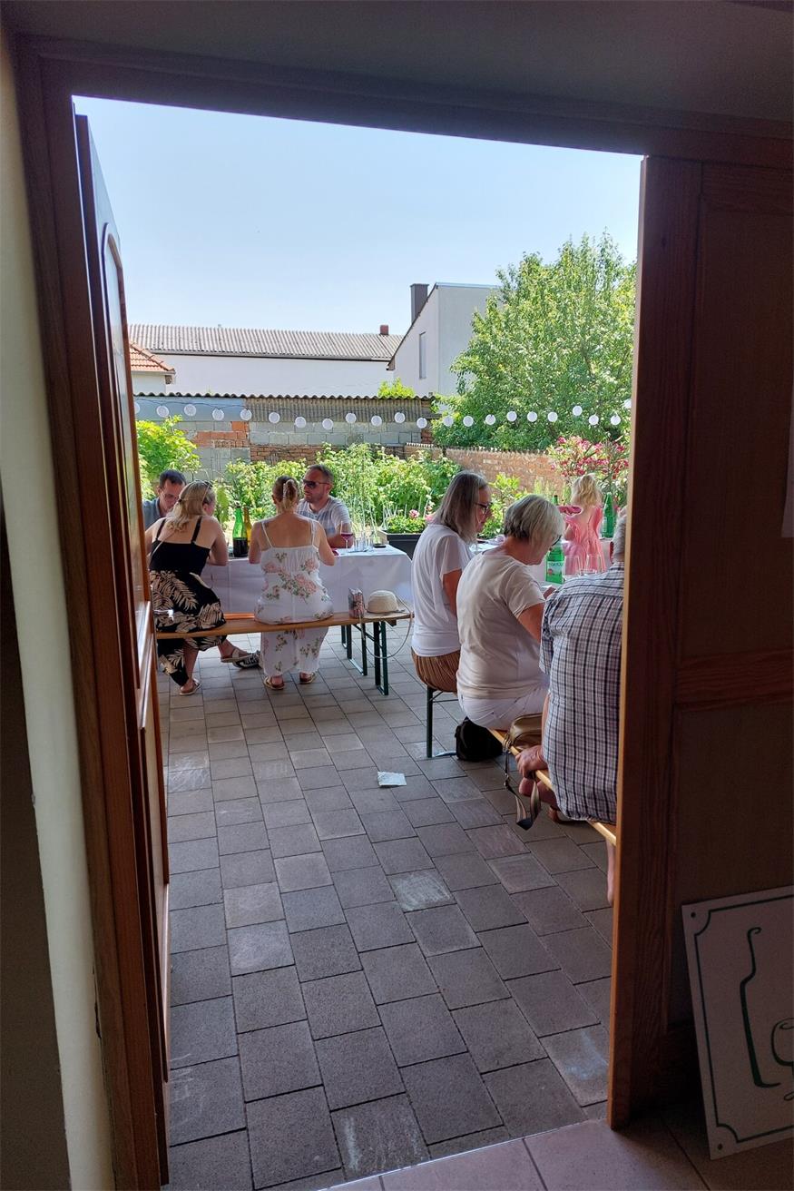 Weiden am See: Erstes „Wein & Genuss Popup“ beim Weingut Habersack