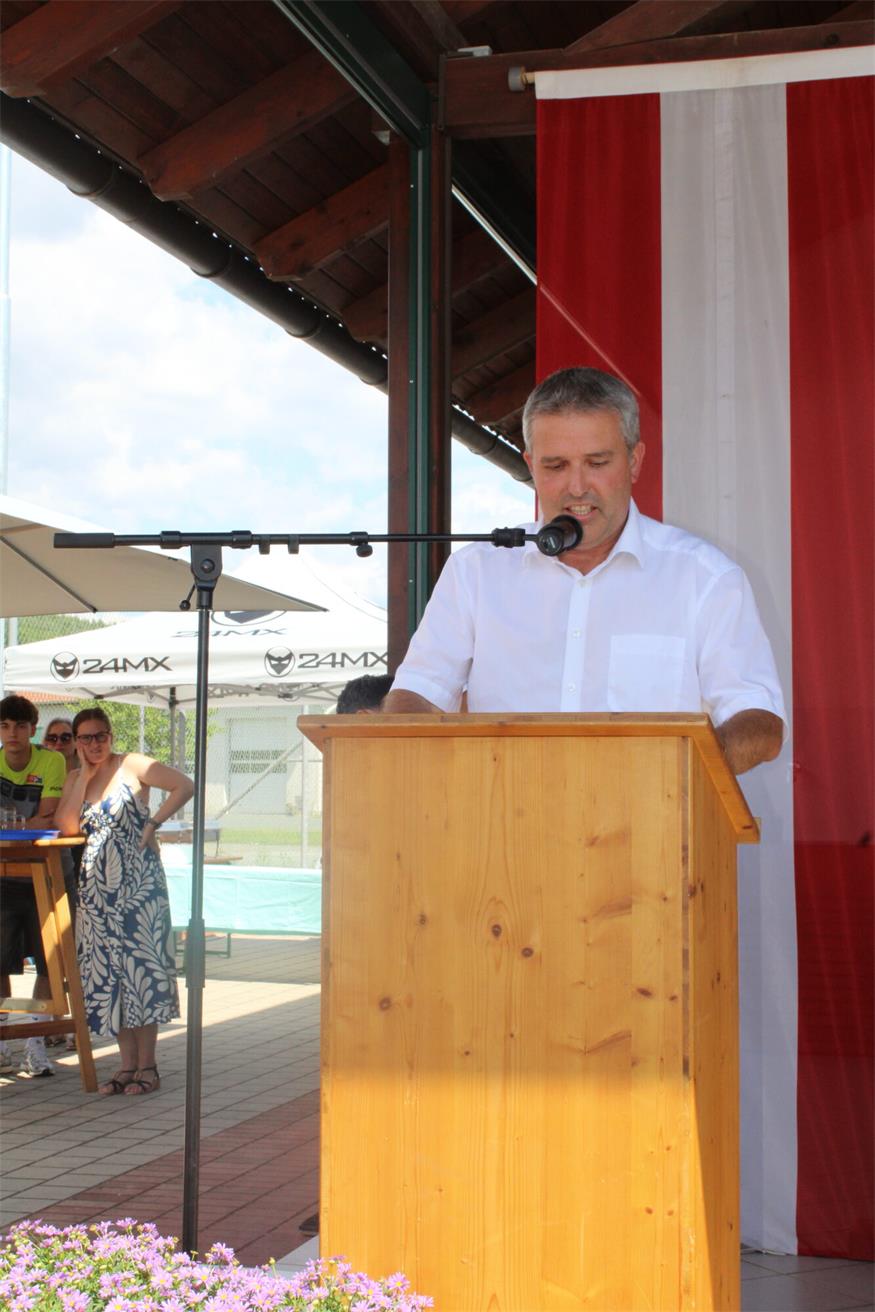 Pilgersdorf: 50 Jahre und 12 Geehrte im Zeichen der gelben Filzkugel