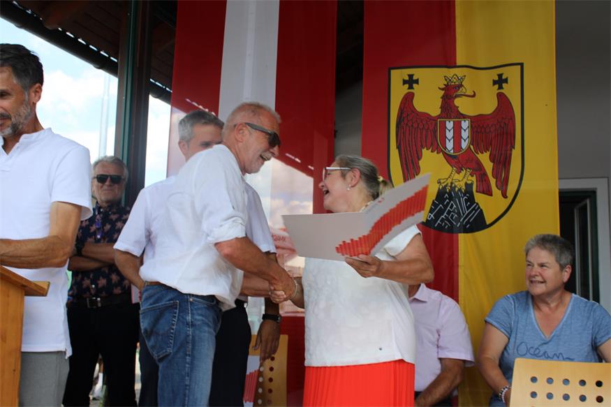 Pilgersdorf: 50 Jahre und 12 Geehrte im Zeichen der gelben Filzkugel