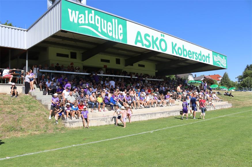 ASKÖ Waldquelle Kobersdorf: Tolle Kulisse, Sonnenschein und viele Tore