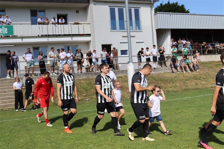 ASKÖ Waldquelle Kobersdorf: Tolle Kulisse, Sonnenschein und viele Tore