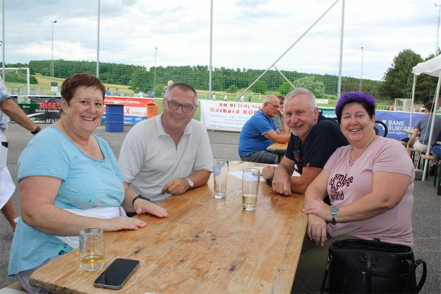 Generationen am Steinberger Rasen und an der Outlinie