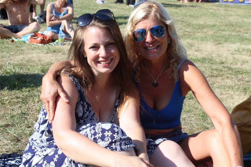 Perfekter Festivalstart im Schlosspark: Butterfly dance!
