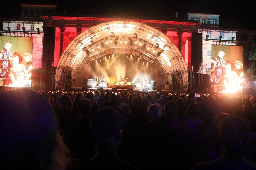 „Lovely Days“ 2025: Legenden rocken den Eisenstädter Schlosspark