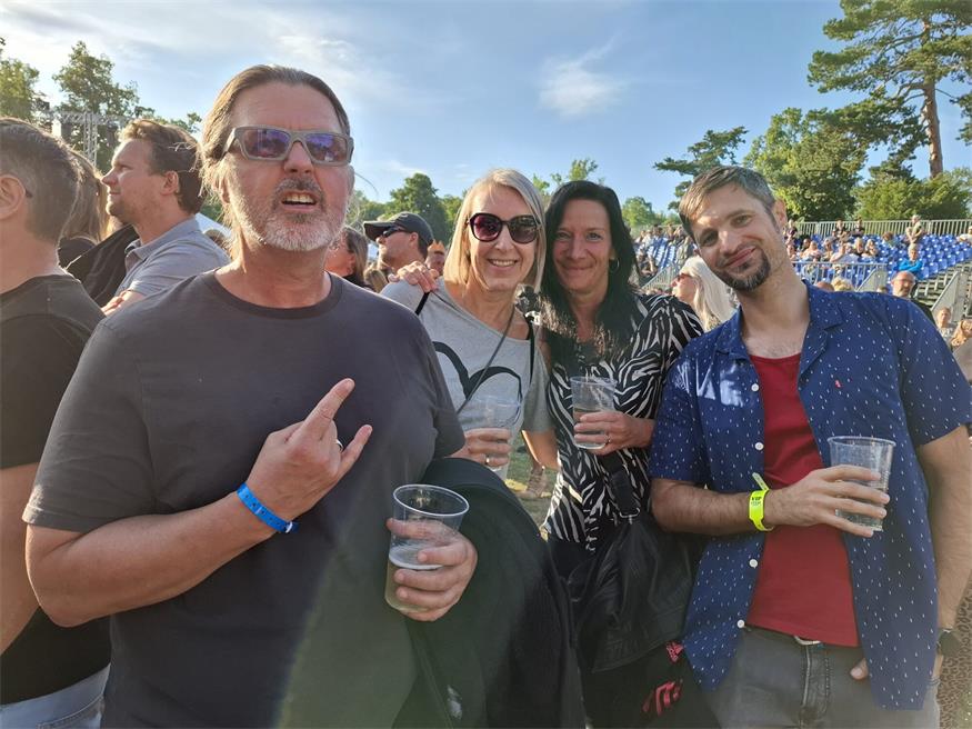 Forestglade im Schlosspark: Die 90er wissen noch, wie man feiert